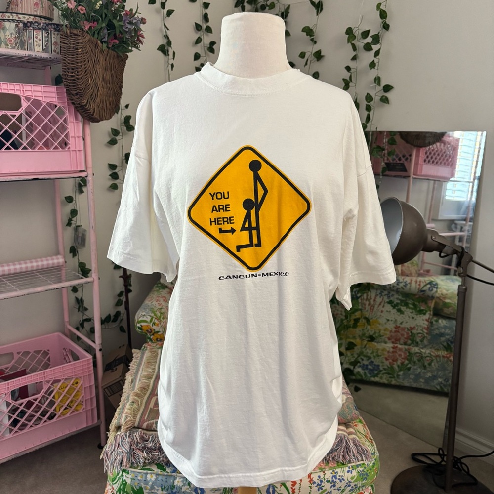 Vintage Cancun Mexico Graphic Tee Funny “You Are Here” Sign White Oversized